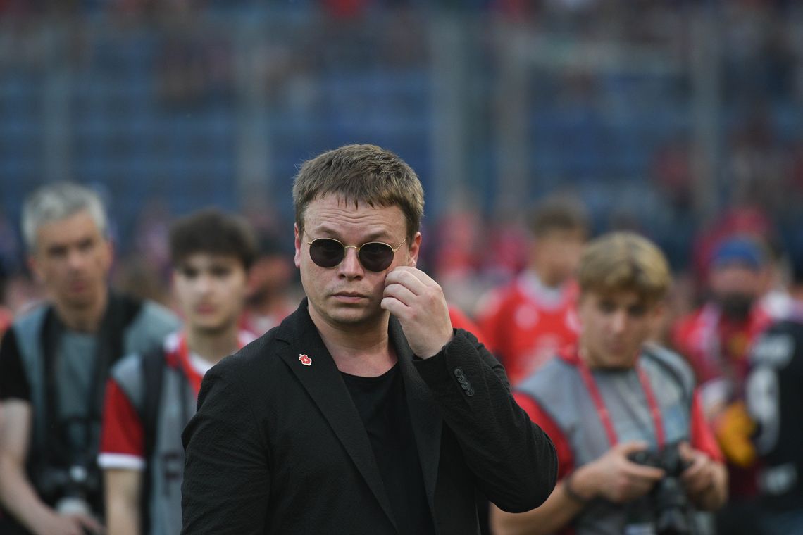 Skandal na meczu Legii Warszawa. Jarosław Królewski mówi o pobiciu małżeństwa