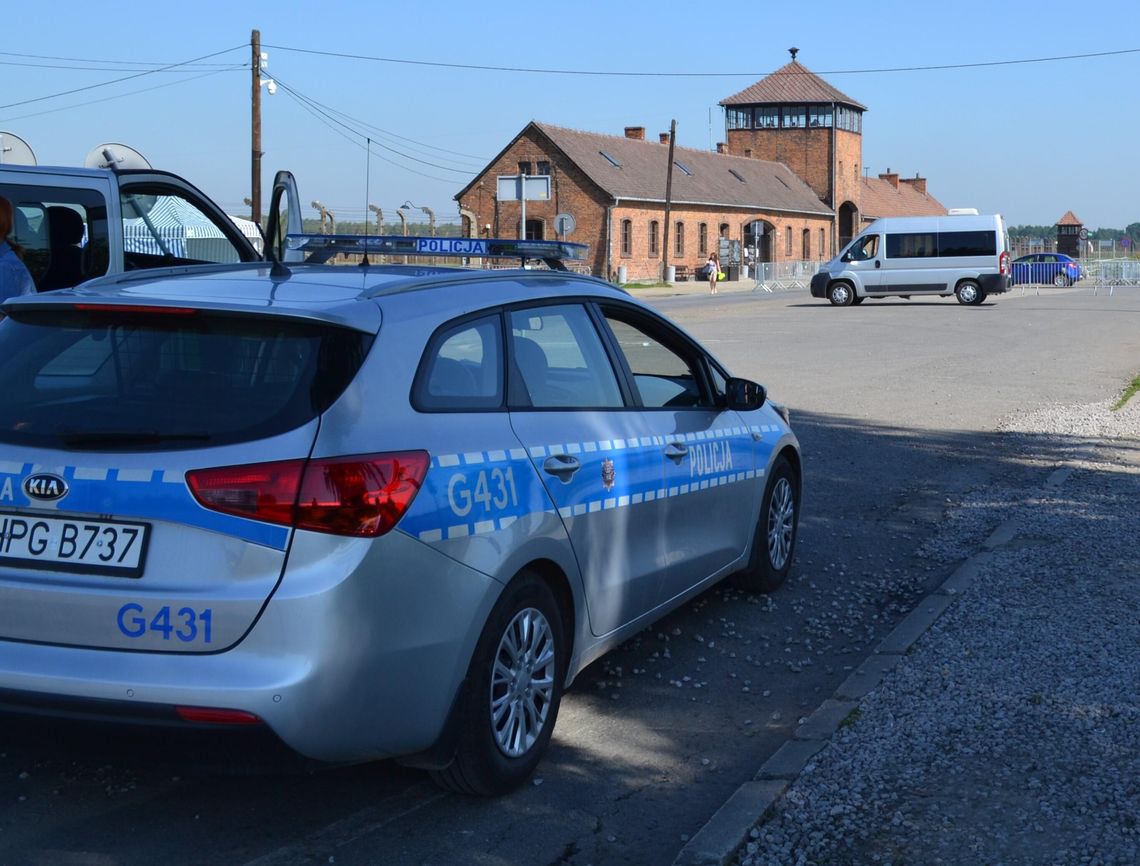 Auschwitz Birkenau, miejsce pamięci, Oświęcim, policja, powiat oświęcimski