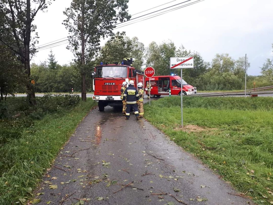 Sobotnia nawałnica wyrządziła szkody w okolicy Rabki-Zdroju [ZDJĘCIA]