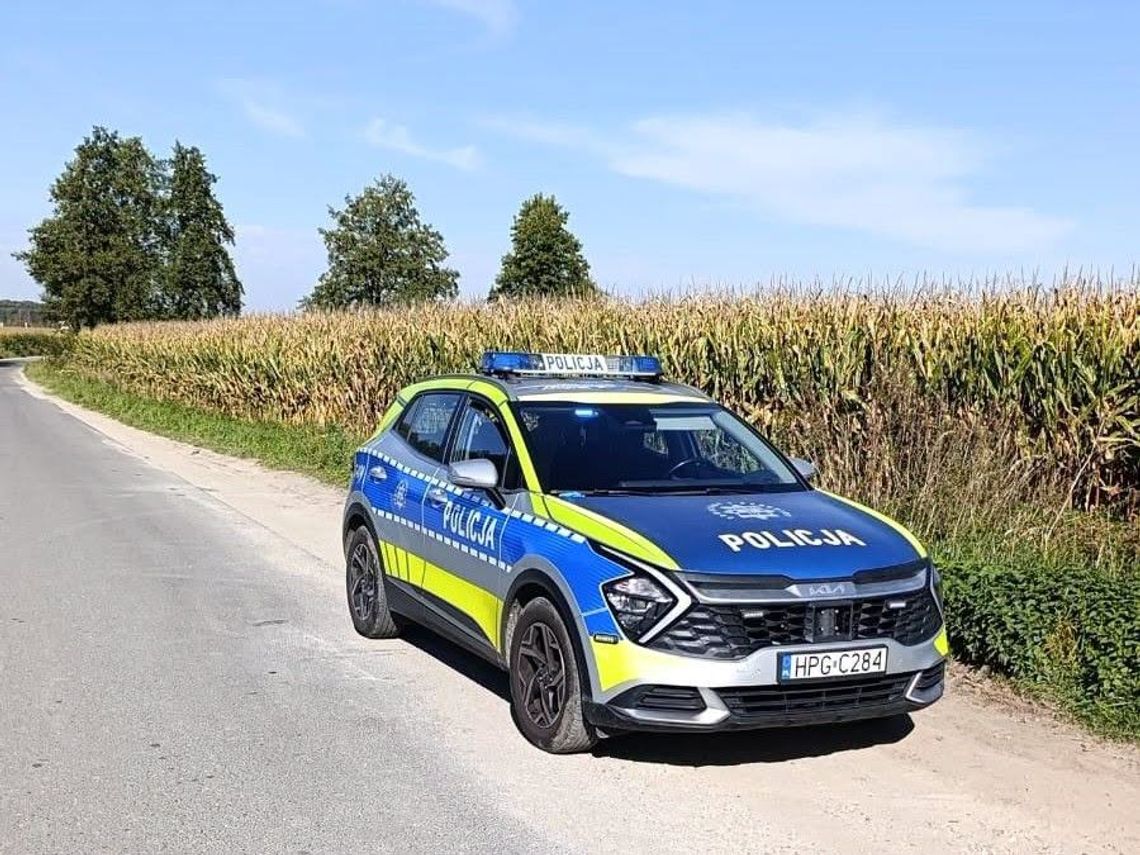 Szokujące odkrycie w Przeciszowie. Obok BMW znaleziono ciało 48-latka Szokujące odkrycie w Przeciszowie. Obok BMW znaleziono ciało 48-latka