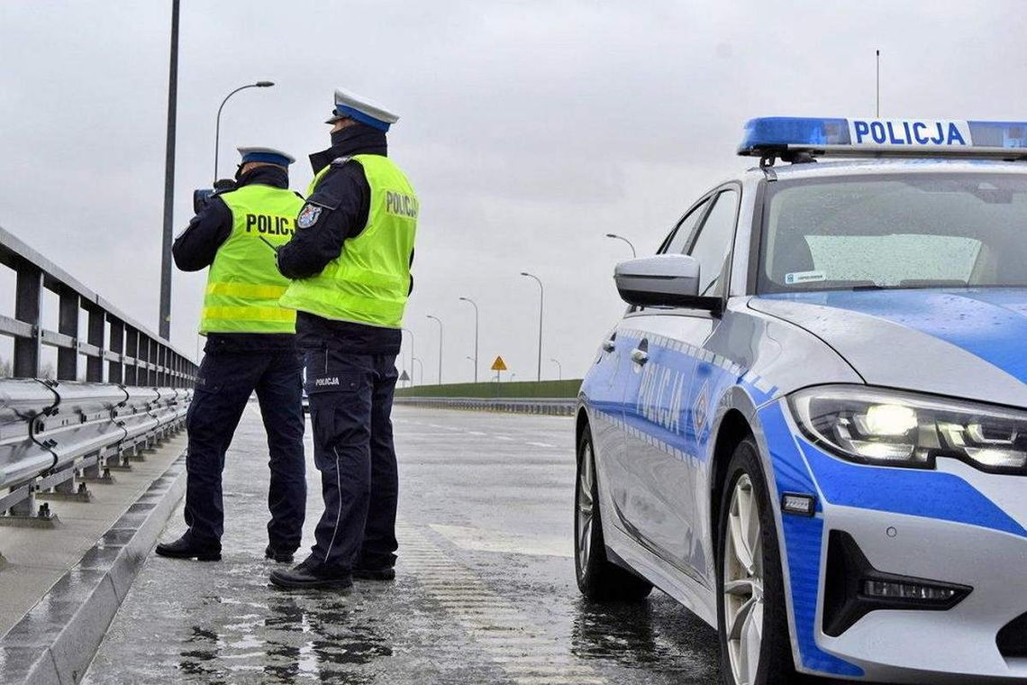 Szokujący finał kontroli drogowej. Ukarany kierowca wysłał policjantom maila