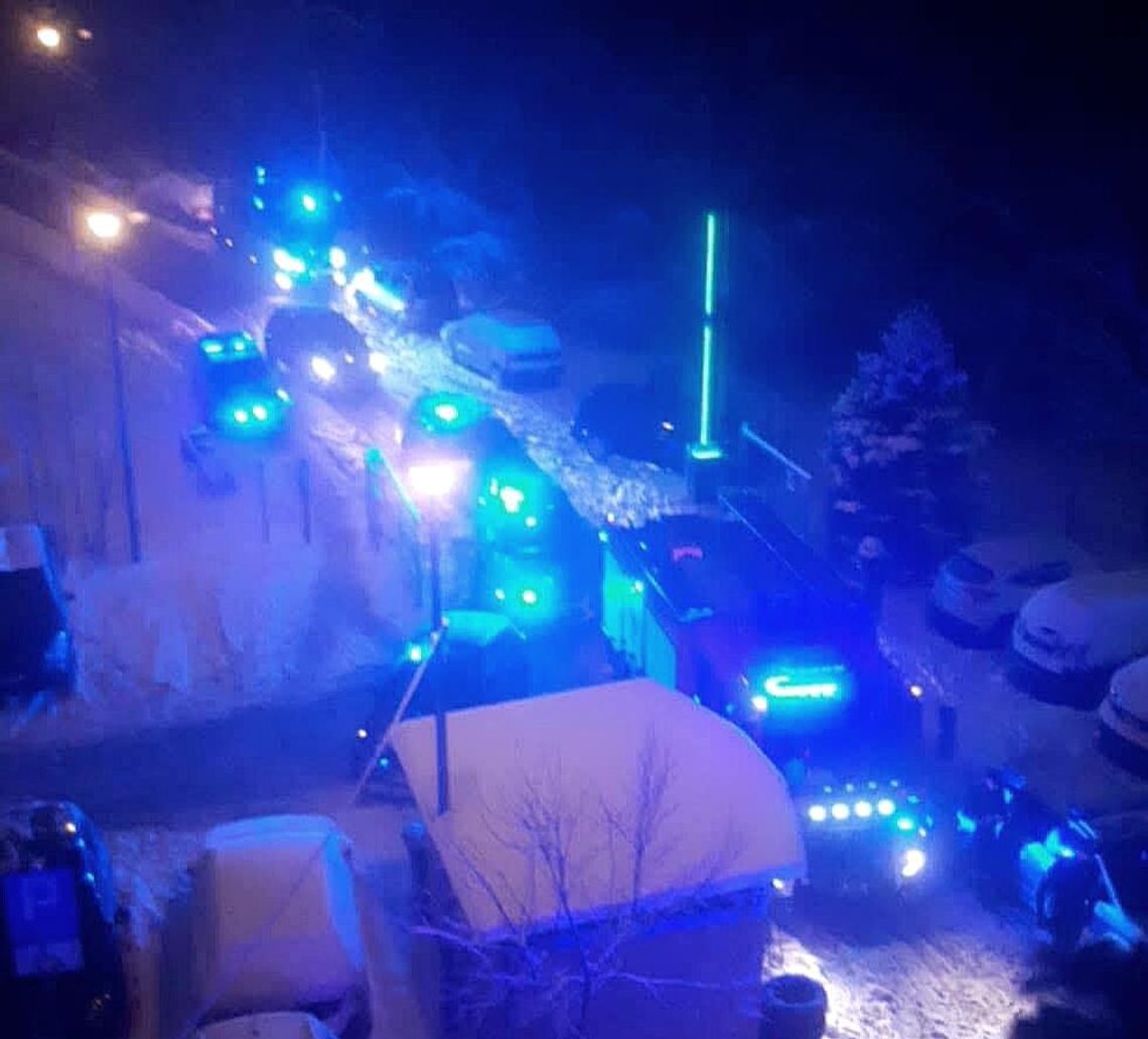 Tragedia przy Padniewskiego. Policja potwierdza zabójstwo 34-latki, zabezpieczono narzędzie zbrodni