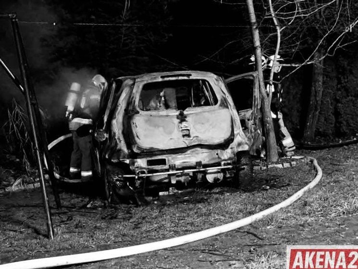 Tragiczna wigilijna noc w Sadkowej Górze: Małżeństwo zginęło w płonącym samochodzie