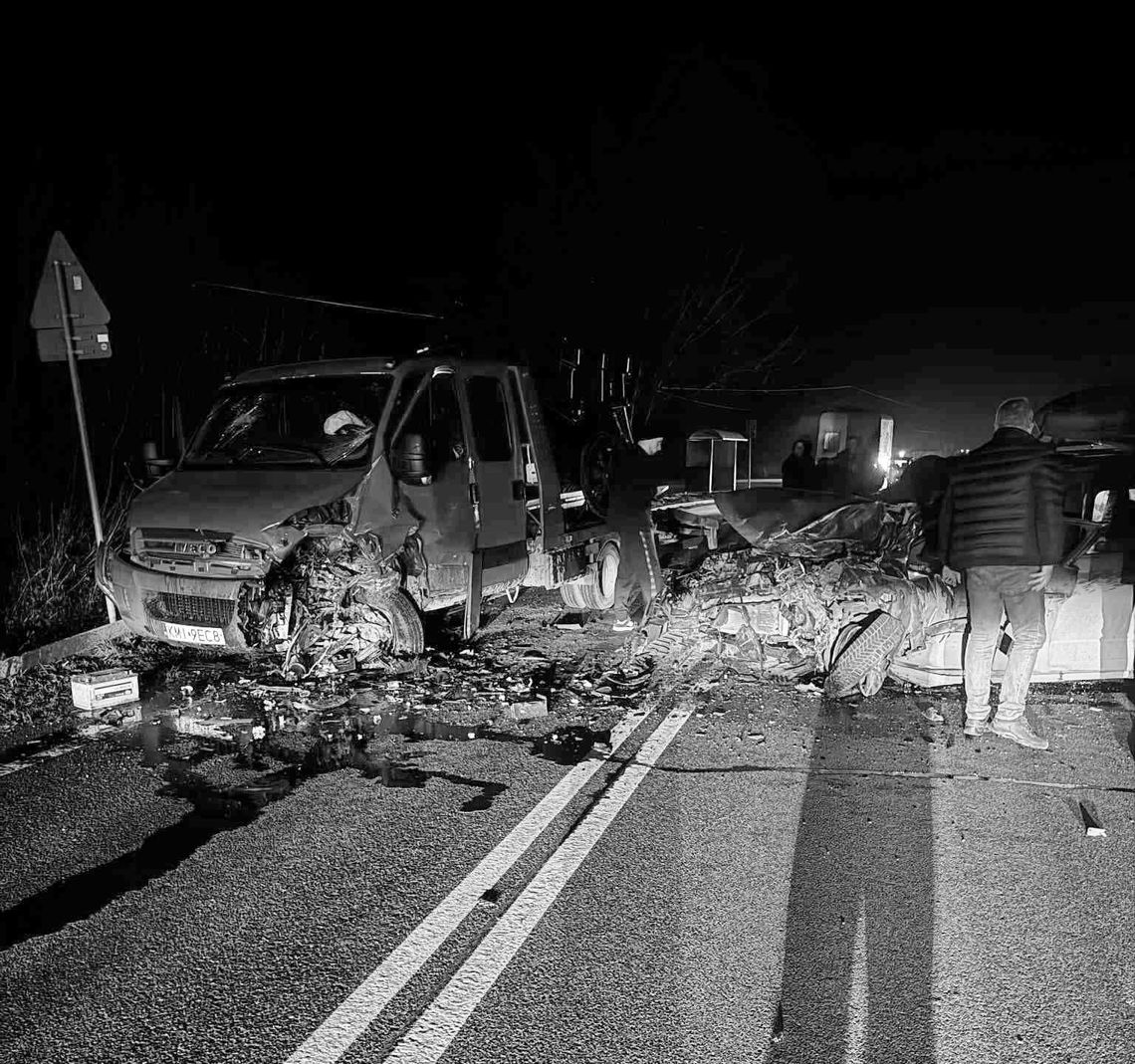 Klonów, wypadek w klonowie, wypadek w powiecie miechowskim, Miechów, na sygnale, wypadek drogowy, śmiertelny wypadek