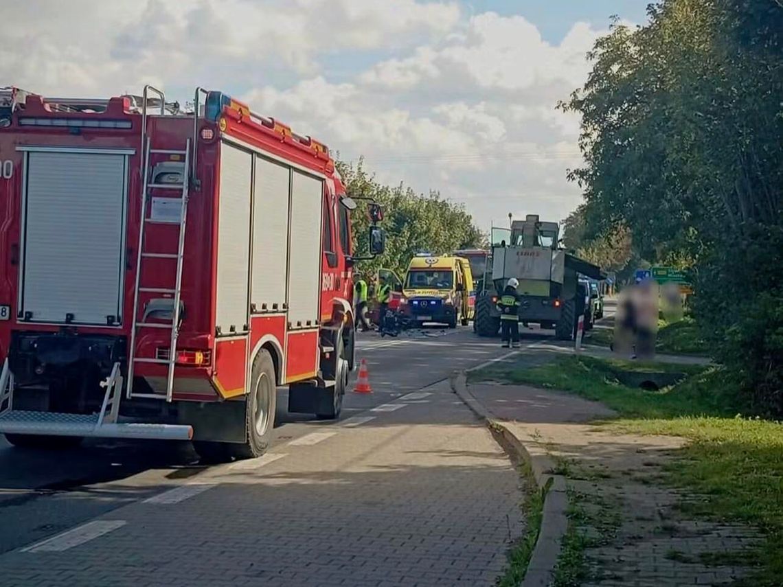 Tragiczny wypadek w Makowie. Motocyklista zginął po zderzeniu z kombajnem Tragiczny wypadek w Makowie. Motocyklista zginął po zderzeniu z kombajnem