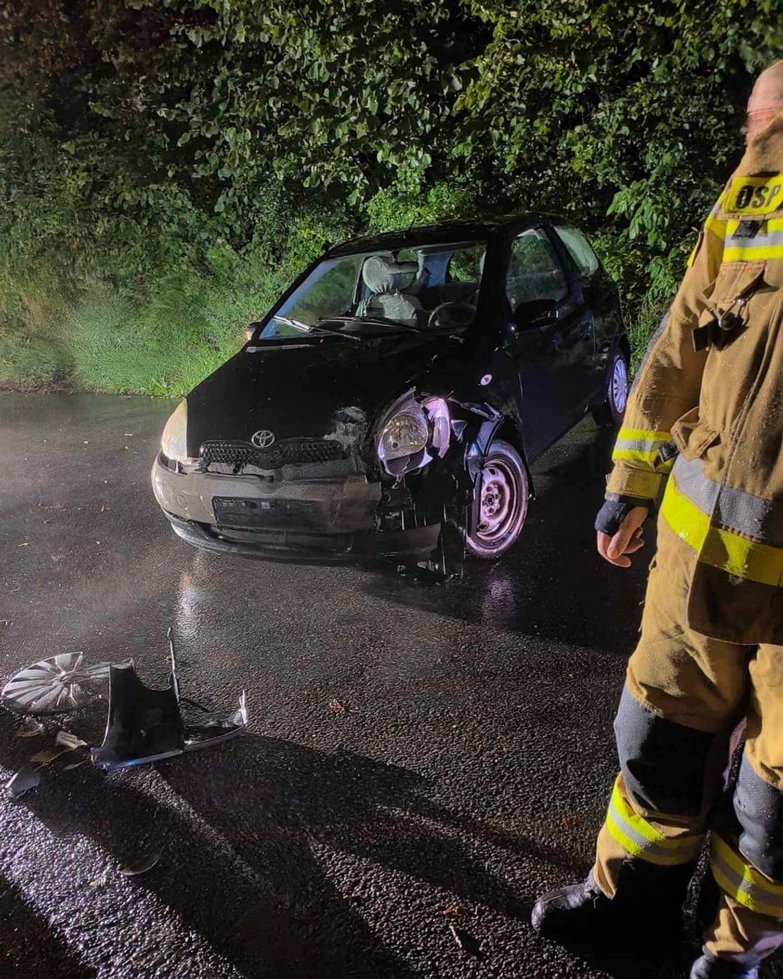 Trudne warunki na małopolskich drogach. Zderzenie w Górnej Wsi