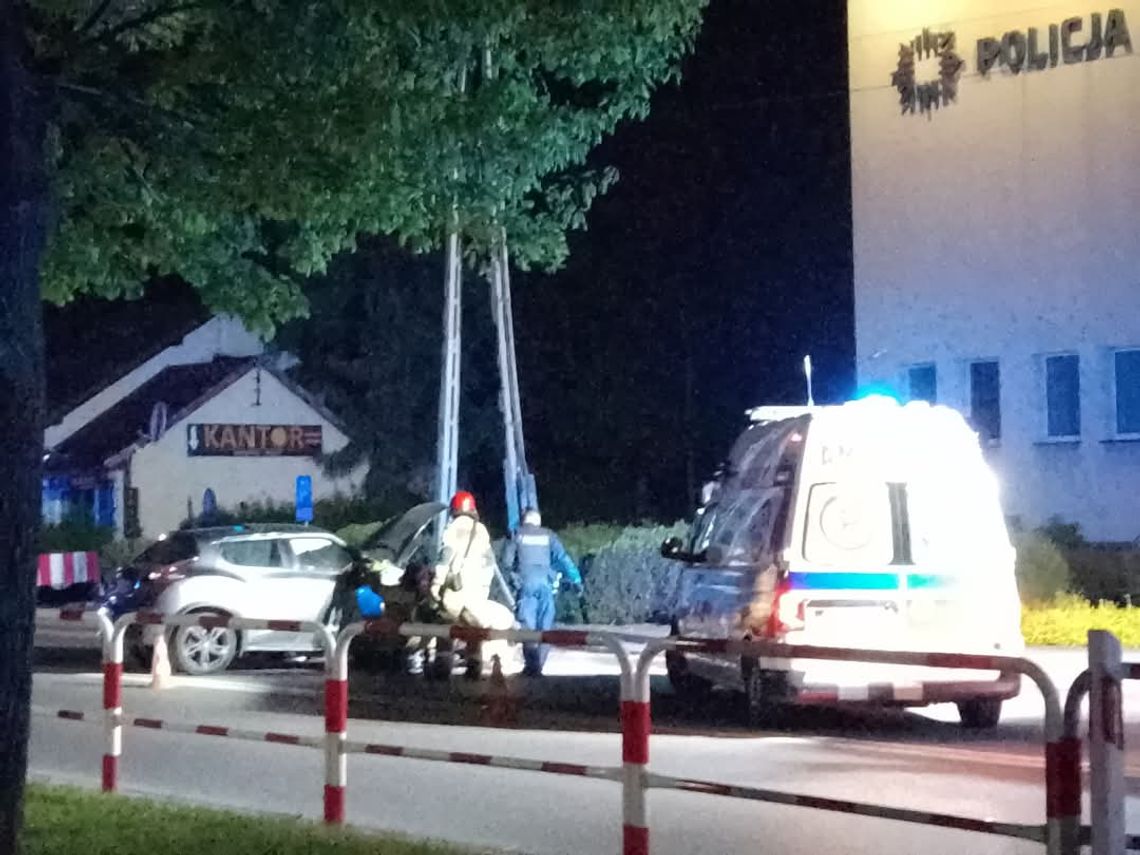 Sucha Beskidzka wypadek, wypadek przy komendzie policji Sucha Beskidzka, ulica Mickiewicza wypadek, ruch wahadłowy Sucha Beskidzka, policja Sucha Beskidzka wypadek