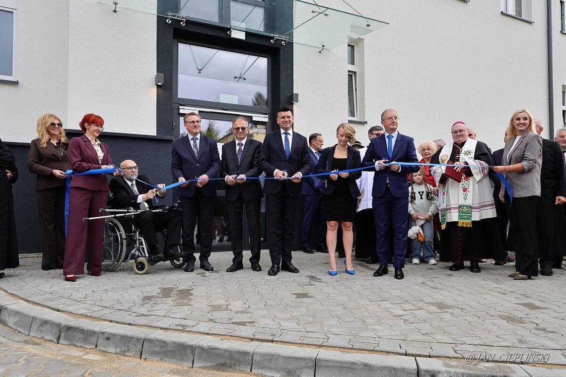 Szpital Miejski w Rabce-Zdroju, Podhale, budowa nowego szpitala, otwarcie nowego szpitala, Leszek Świder, Łukasz Smółka, Rabka-Zdrój