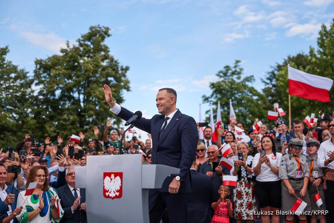 Karol Nawrocki, Donald Tusk, prezydent RP, Karol Nawrocki zawetował ustawę SAFE, weto prezydenta Karola Nawrockiego