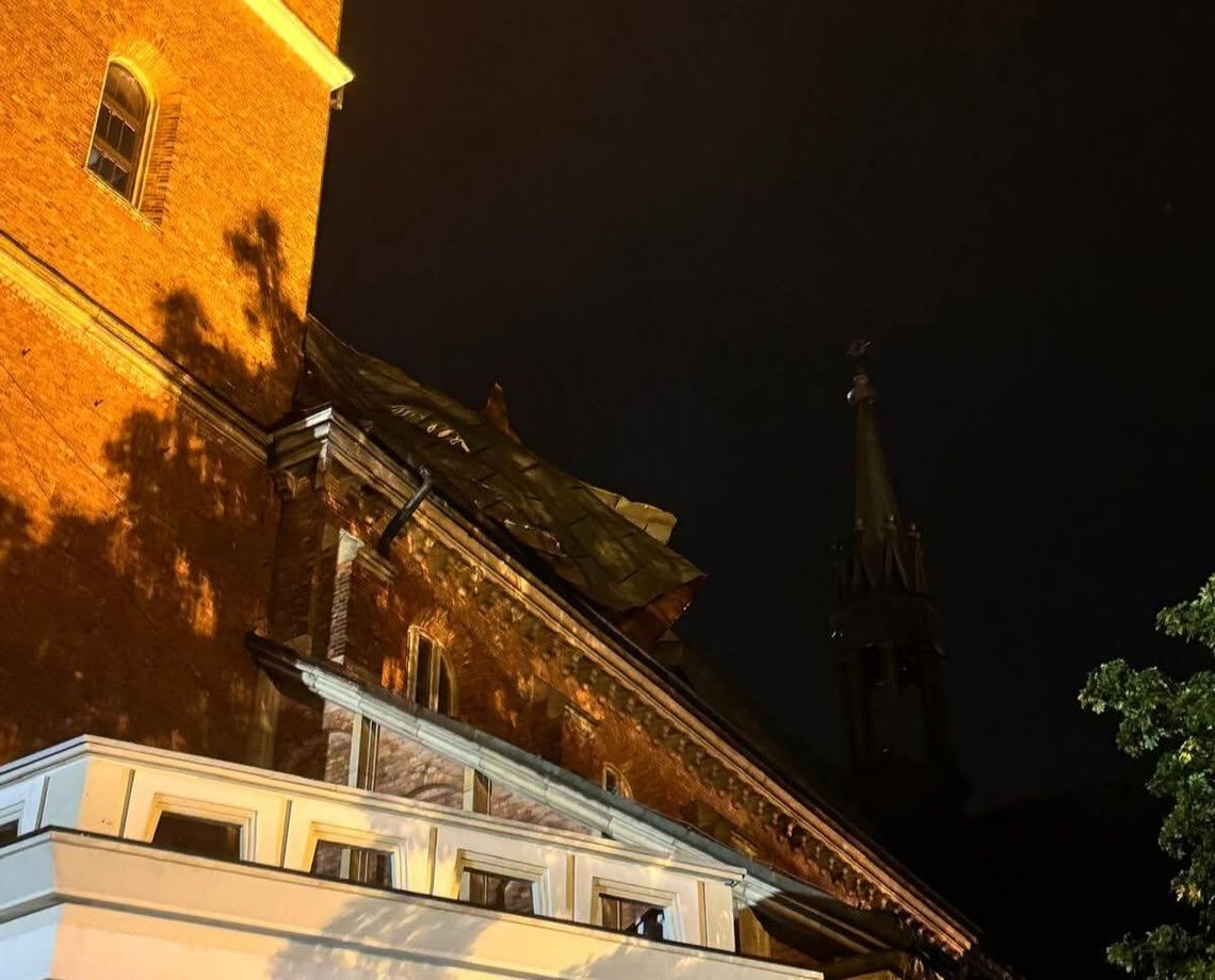 Bazylika Mniejsza w Trzebini, nawałnice w Małopolsce, Trzebinia, wiatr, wichura, załamanie pogody