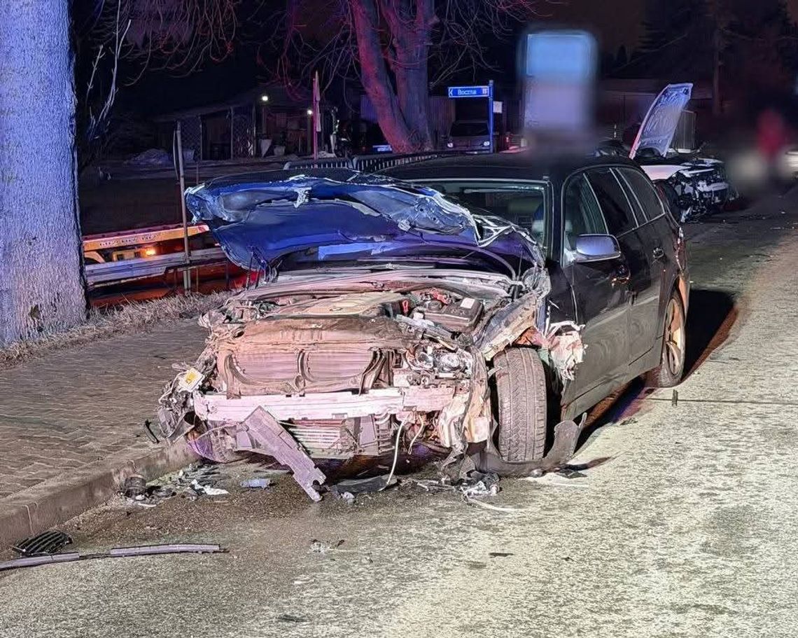 Podhale, Szaflary, karambol na Zakopiance w szaflarach, akcja ratunkowa, wypadek drogowy, dwie osoby w szpitalu, akcja służb ratunkowych