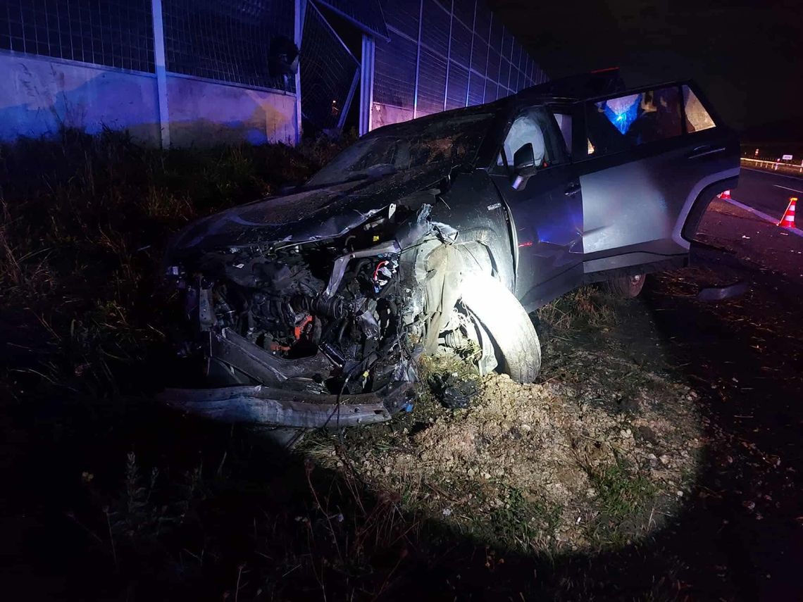 Szczepanów, powiat brzeski, wypadek na autostradzie A4, autostrada A4, wypadek na wysokości miejscowości Szczepanów, na sygnale