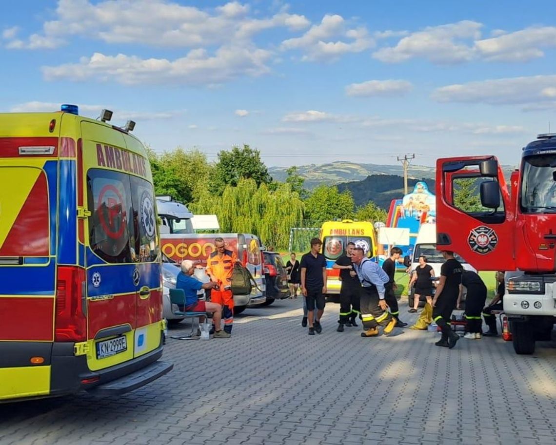 Zdjęcie z akcji ratunkowej po wybuchu na festynie w Skrzętli-Rojówce