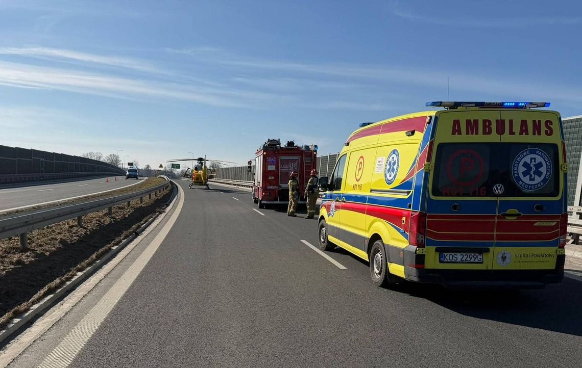 Oświęcim, obwodnica Oświęcimia, wypadek motocyklisty, śmigłowiec LPR, na sygnale, ratownicy medyczni, powiat oświęcimski