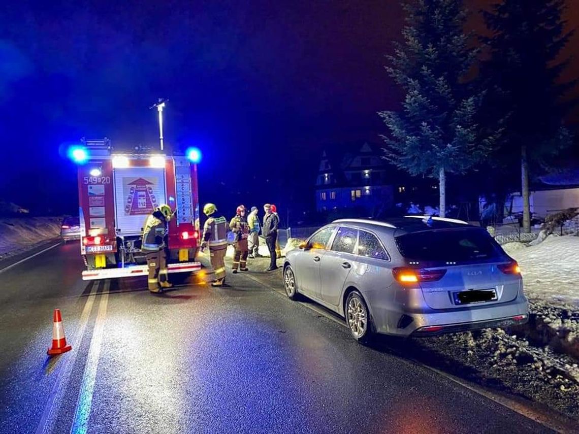 Wypadek na zakopiance w Białym Dunajcu. Jedna osoba poszkodowana