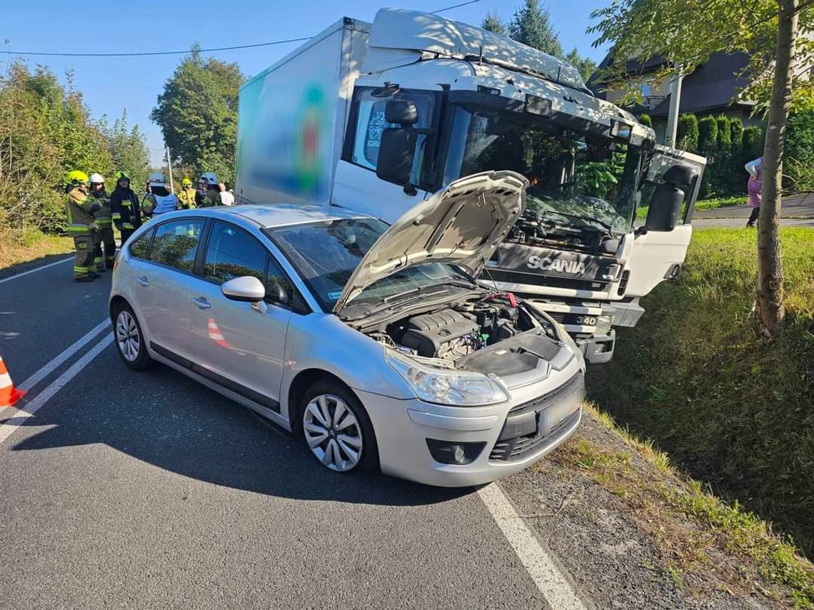 Wypadek w Iwanowicach Włościańskich. Utrudnienia w ruchu