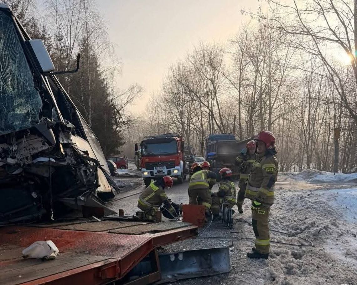 Sądecczyzna, wypadek autobusu, zderzenie autobusu, powiat nowosądecki, Krużlowa Wyżna