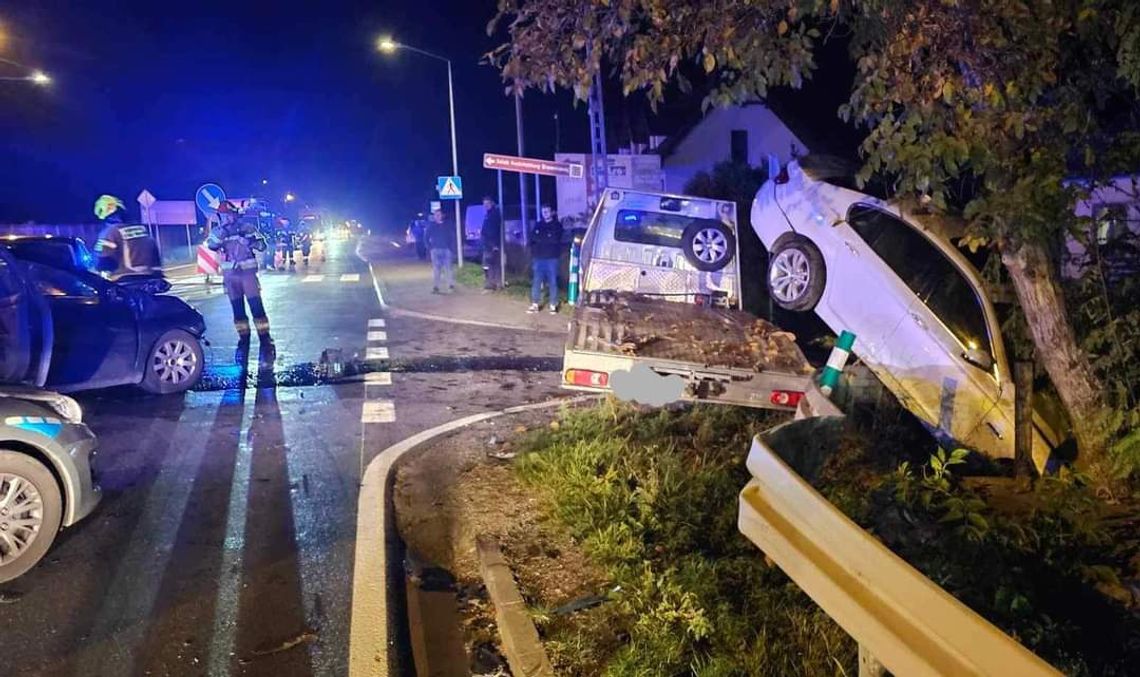 Wypadek w Makowie. Trzy osoby ranne, w tym ciężarna kobieta