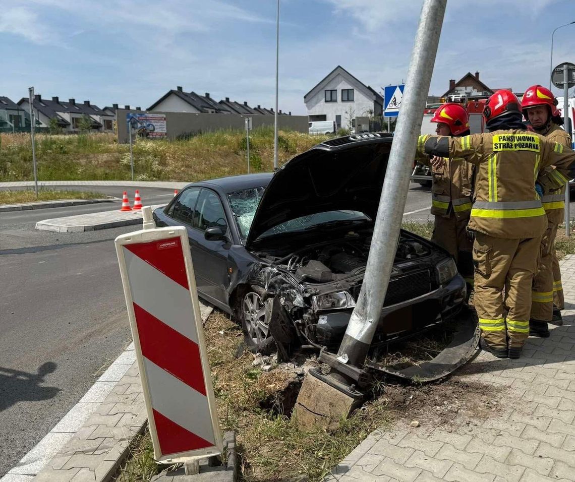 wypadek Zielonki, zasłabnięcie za kierownicą, bezpieczeństwo na drodze, kierowca zasłabł Zielonki, wypadek Na Popielówkę