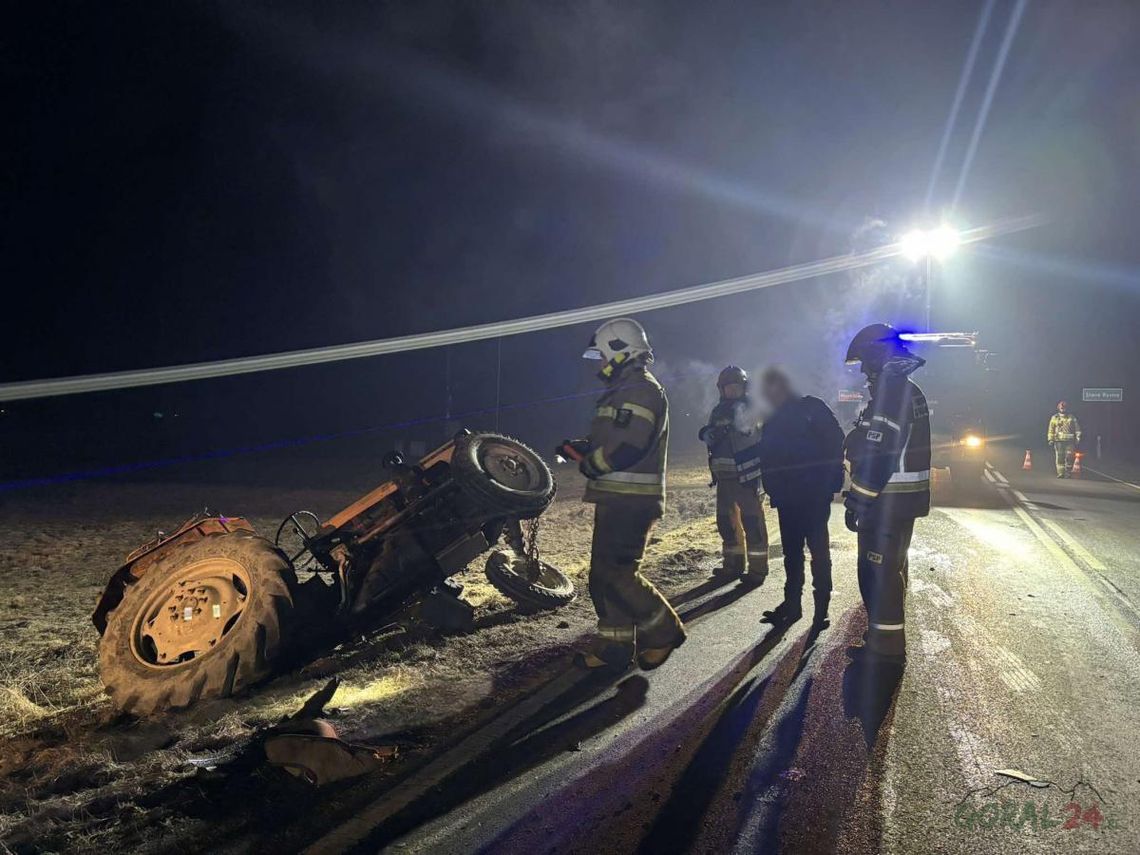 Wypadek we Wróblówce. Pijany kierowca ciągnika, jedna osoba w szpitalu