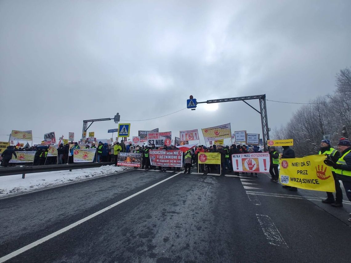 Nie dla wariantu S7, s7,zakopianka, utrudnienia w ruchu, protest na Zakopiance, Głogoczów, nowy wariant zakopianki