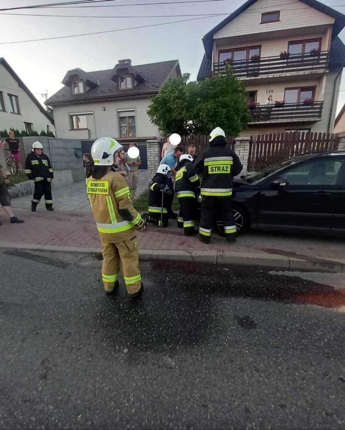 Zderzenie czterech pojazdów na trasie Kraków-Olkusz w Przegini [FOTO]