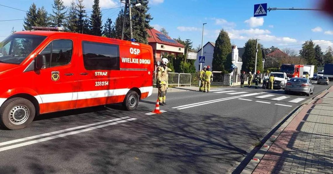 Zderzenie dwóch samochodów na drodze krajowej w Jaśkowicach