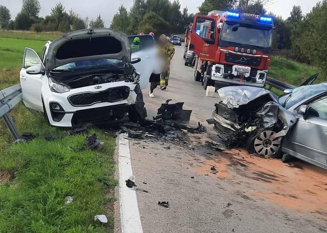 Załuczne, Piekielnik, gmina Czarny Dunajec, zderzenie dwóch samochodów osobowych, akcja ratunkowa, akcja ratownicza, na sygnale