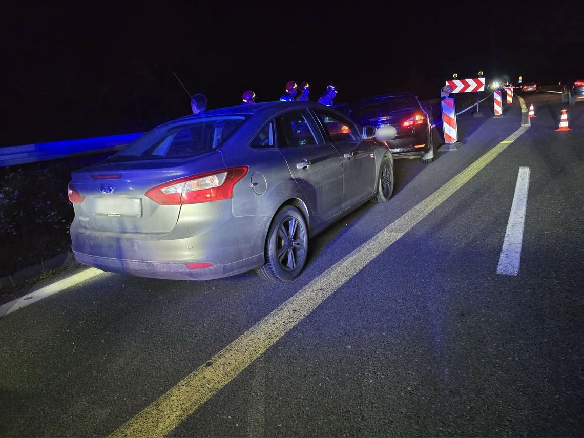 Olkusz, powiat olkuski, zderzenie samochodów w powiecie olkuskim, akcja ratunkowa, akcja służb, straż pożarna, strażacy, policja, DK94