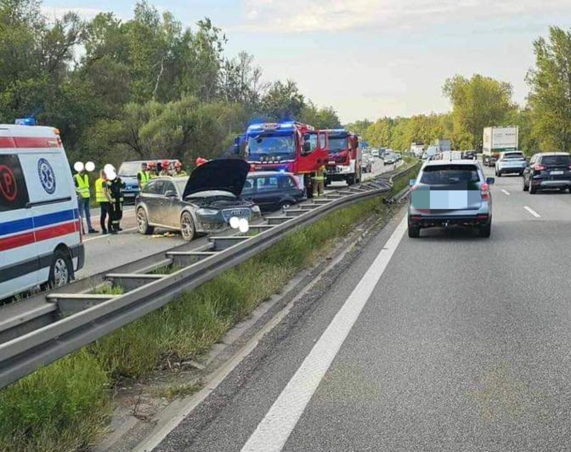 Zderzenie na autostradzie A4 przy zjeździe na Skawinę