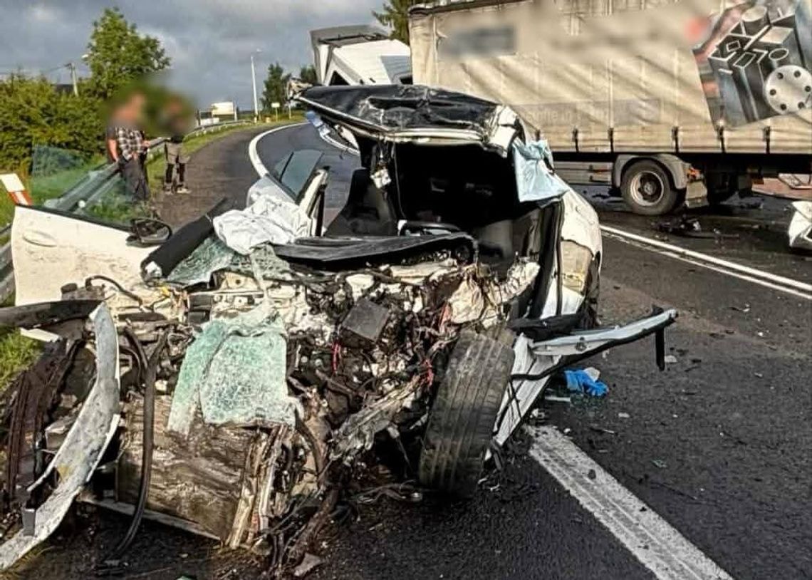 wypadek DK94, Biały Kościół wypadek, zderzenie samochód ciężarówka, wypadek samochód osobowy, śmigłowiec LPR