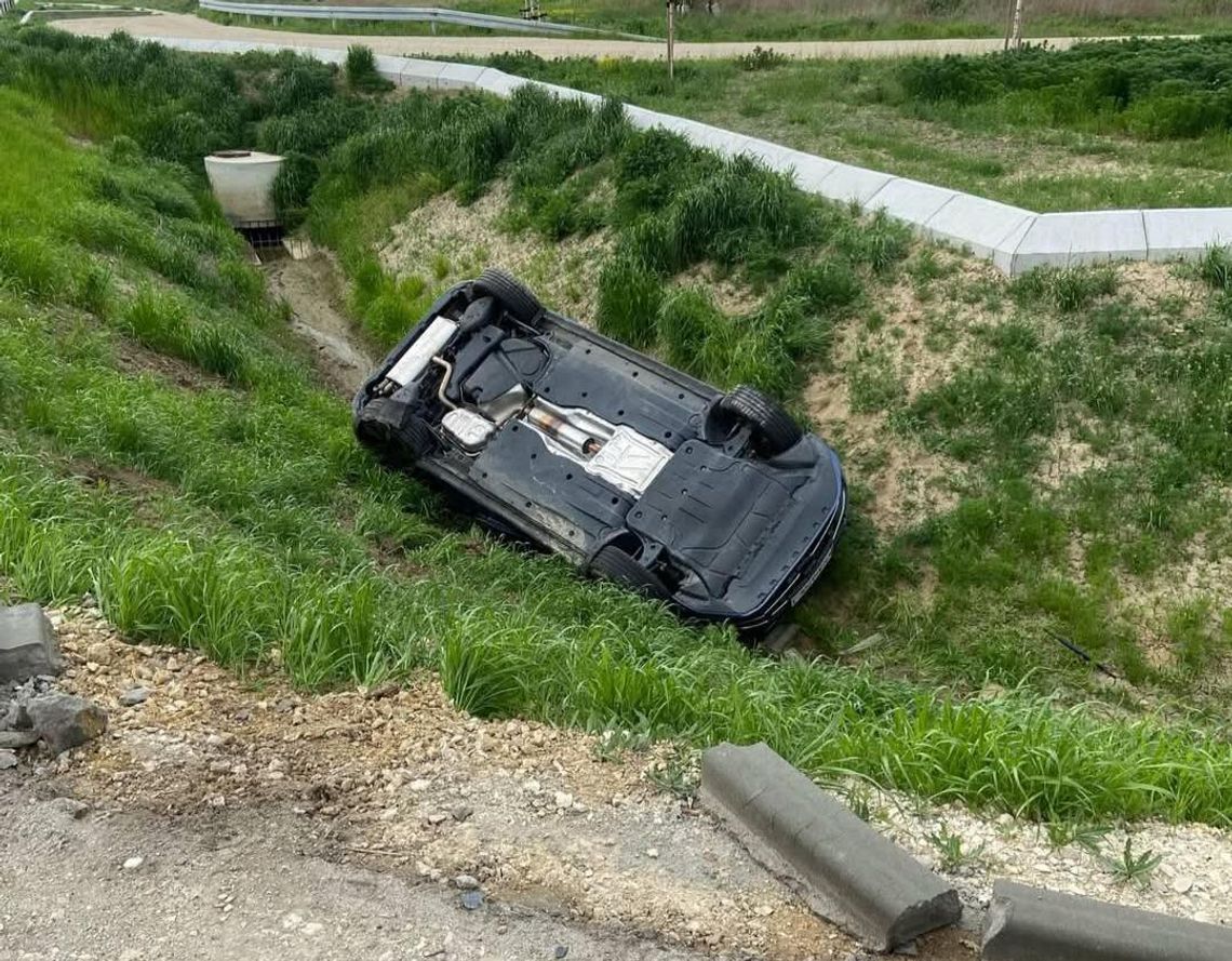 wypadek Szczurowa, powiat brzeski, dachowanie Szczurowa, obwodnica Szczurowej wypadek, kolizja Szczurowa