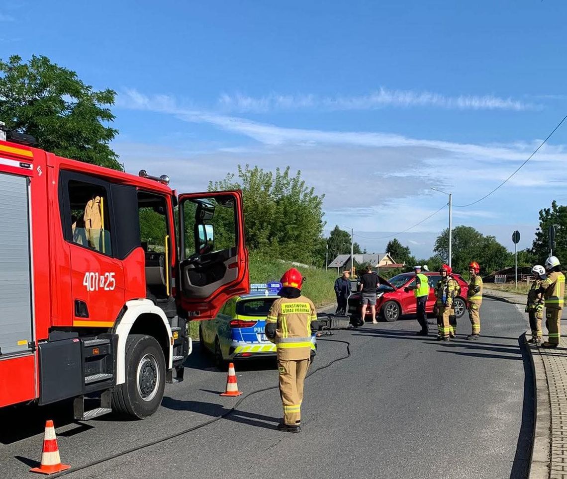 wypadek Bochnia, Krzyżanowicka, motocykl elektryczny, zderzenie, kolizja, służby ratunkowe