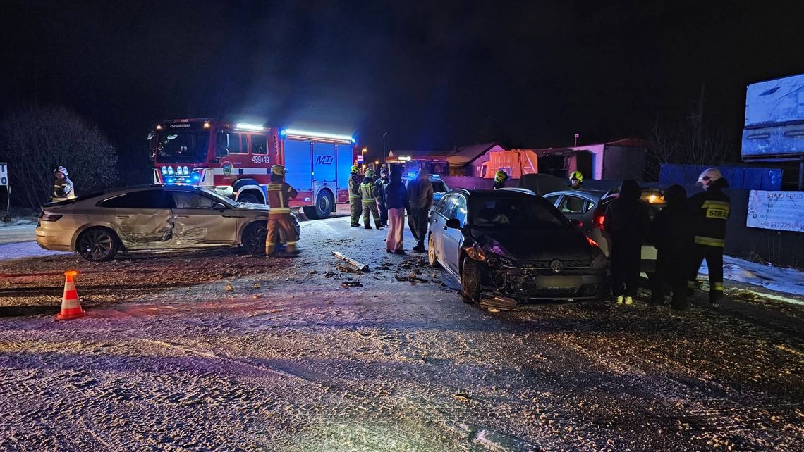 Jabłonka, Orawa, Podhale, powiat nowotarski, wypadek drogowy na Orawie, zderzenie samochodów osobowych na Orawie, zderzenie w Jabłonce