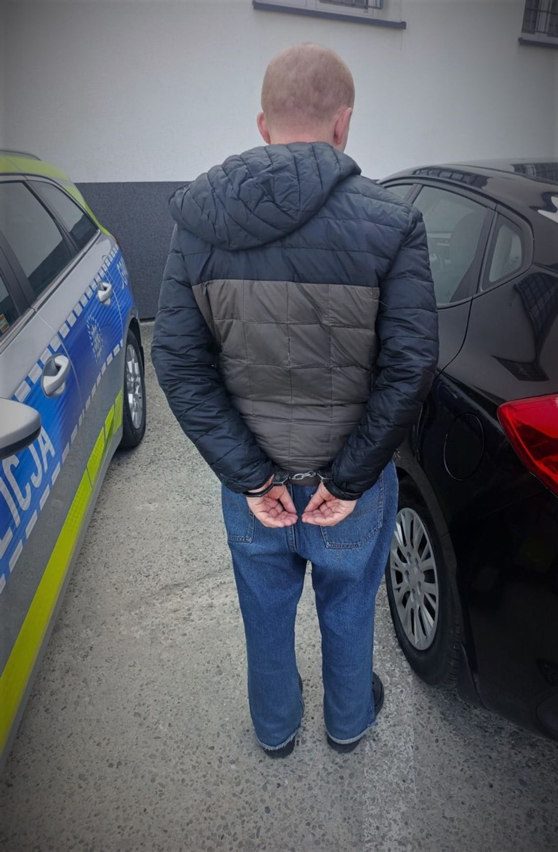 Poszukiwany mężczyzna zatrzymany przez policję.