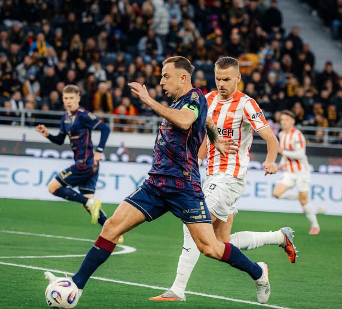 Pogoń Szczecin, Cracovia, Pogoń pokonuje Cracovię, Kamil Grosicki, Kamil Grosicki bohaterem, PKO Ekstraklasa, Ekstraklasa