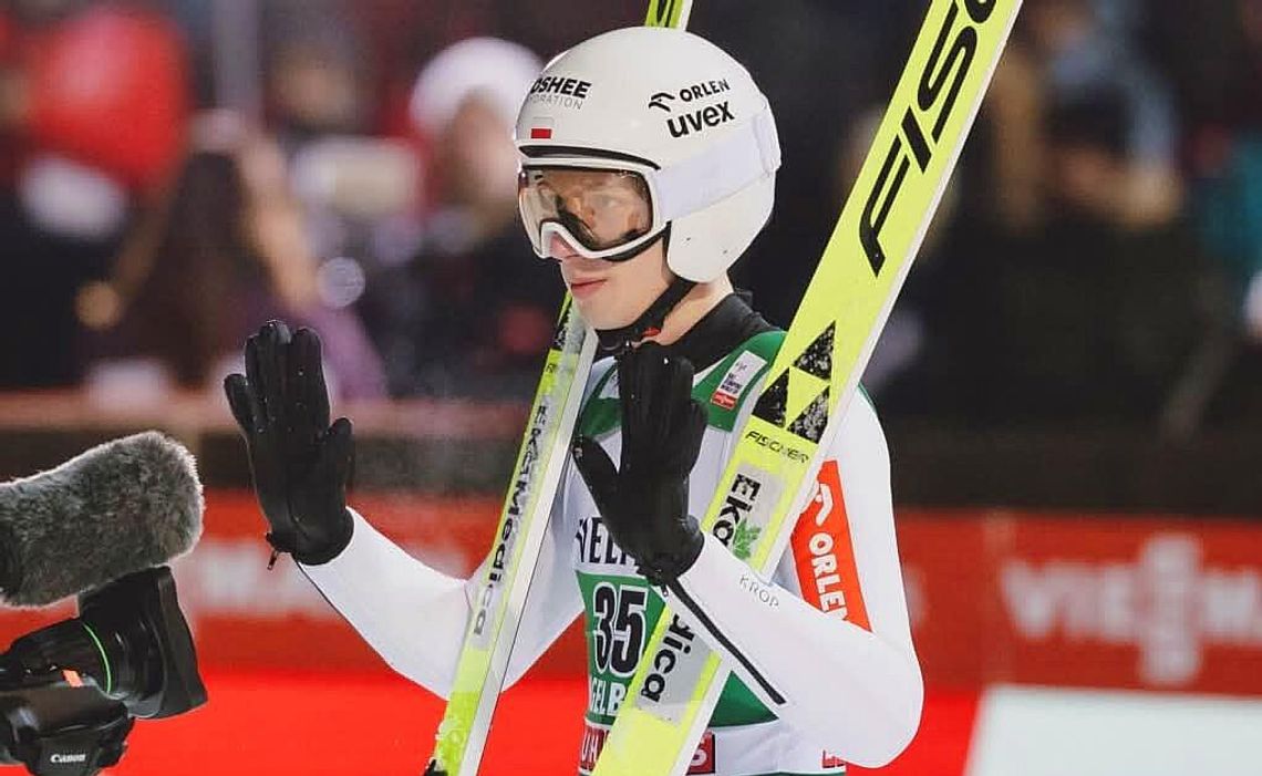 Kacper Tomasiak, Paweł Wąsek, Kamil Stoch, Maciej Kot, engelberg, zawody pucharu świata w Szwajcarii, skoki narciarskie, puchar świata