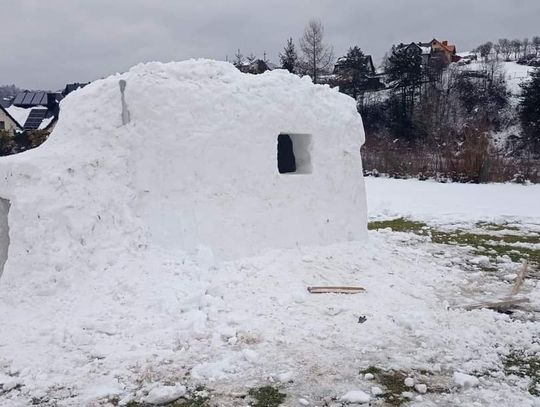 Zobaczcie ogromne igloo jakie powstało w Szczawnicy