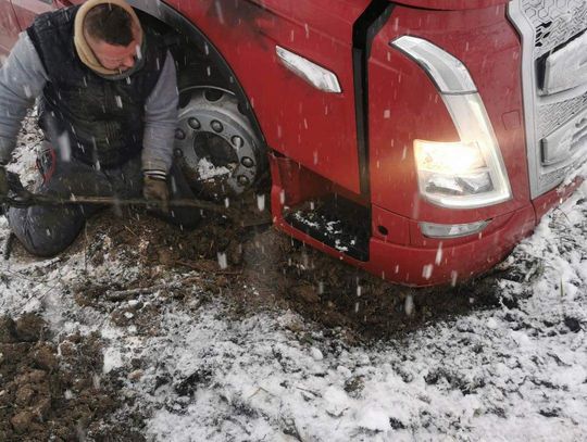 Tragiczne warunki na olkuskich i krakowskich drogach (ZDJĘCIA)