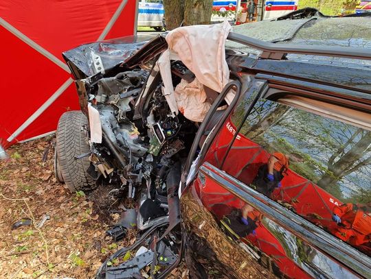 Makabryczny Wypadek I Zgon W Tenczynku. Z Pojazdu Został Wrak [FOTO]