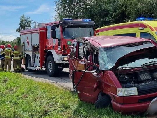 Zderzenie ciężarówki i osobówki w Czarnym Dunajcu. Jedna osoba poszkodowana