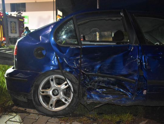 Kierowca uciekł po wypadku w Lubniu. 37-latek z zakazem prowadzenia trafił do aresztu