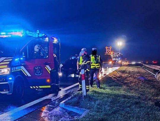 Nocne zderzenie czterech pojazdów na A4. Służby interweniowały pod Krakowem
