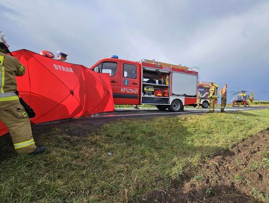 Koszmarny wypadek na DK79 w powiecie proszowickim. Nie żyje kierowca osobówki