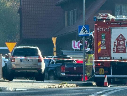 Groźny wypadek w Poroninie. Dwie osoby poszkodowane