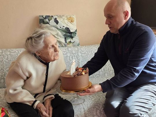 Wyjątkowy jubileusz w Nowym Targu. Pani Henryka Lewińska świętuje 100. urodziny!