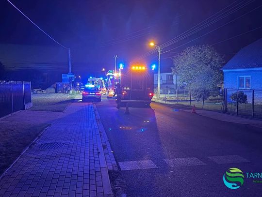 Zderzenie samochodu z motocyklem w Koszycach Małych. Motocyklista ranny