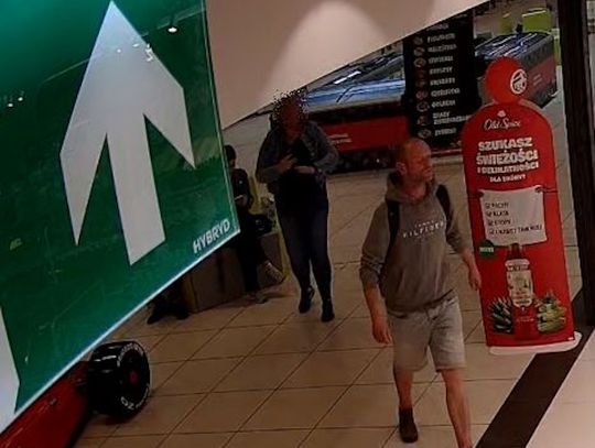 Rozpoznajesz tego mężczyznę? Policja szuka sprawcy serii kradzieży w Tarnowie